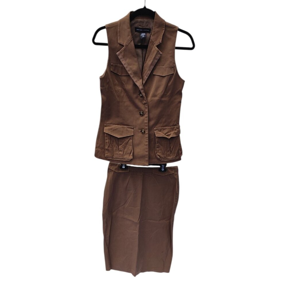New York & Company Vest Skirt Suit Tan/Beige Size 4 (Small) Excellent Condition